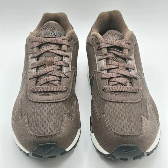 Women's Nike Air Max Solo Baroque Brown  Sneakers FN0784-200 Size 10 - Picture 3 of 11